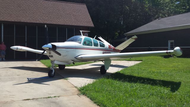 Beechcraft 35 Bonanza (N122SN)