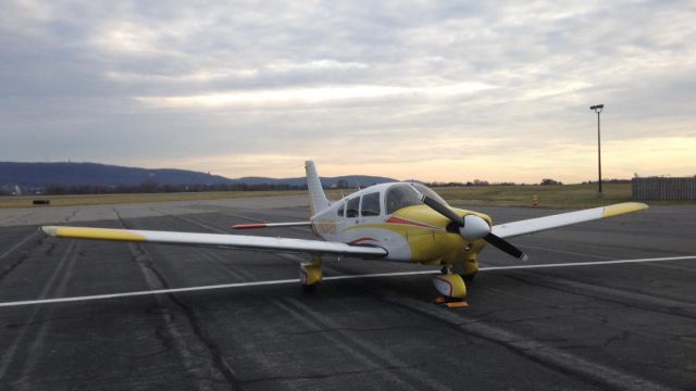 Piper Cherokee (N8342N)