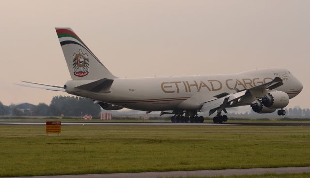 BOEING 747-8 (N855GT)