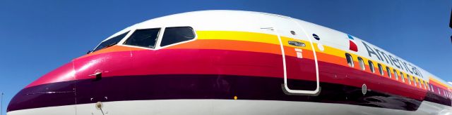 Boeing 737-700 (N917NN) - barry m. goldwater terminal 4N1 alpha 17 29MAR20 
