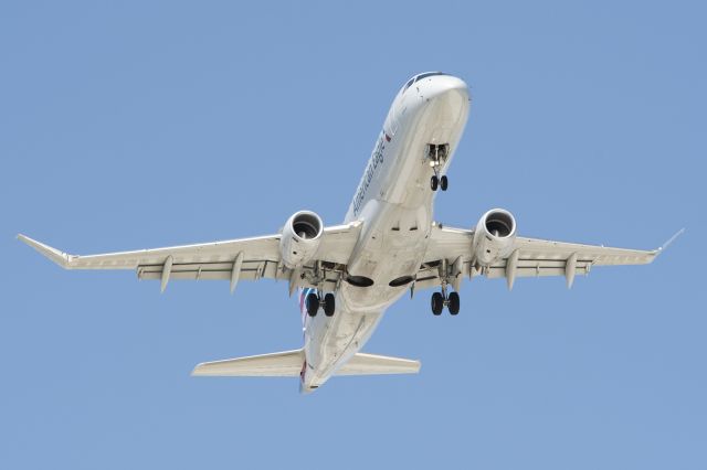 Embraer 175 (N288NN) - 9/20/2020