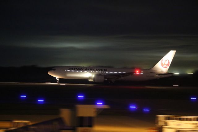 BOEING 767-300 (JA655J) - 28 July 2015:HKD-HND.