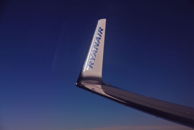 Boeing 737-800 (EI-EFL) - en route LEMD-GCRR