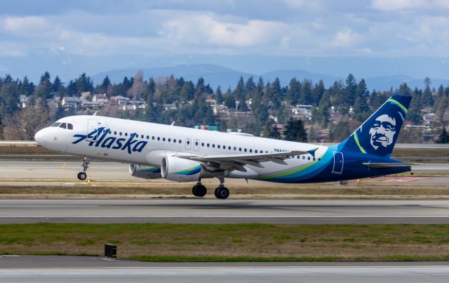 Airbus A320 (N844VA)