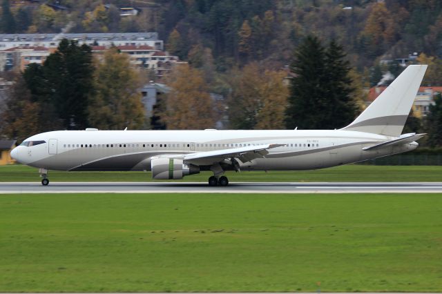 BOEING 767-300 (P4-MES)