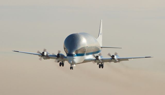 Aero Spacelines Super Guppy (N941NA)