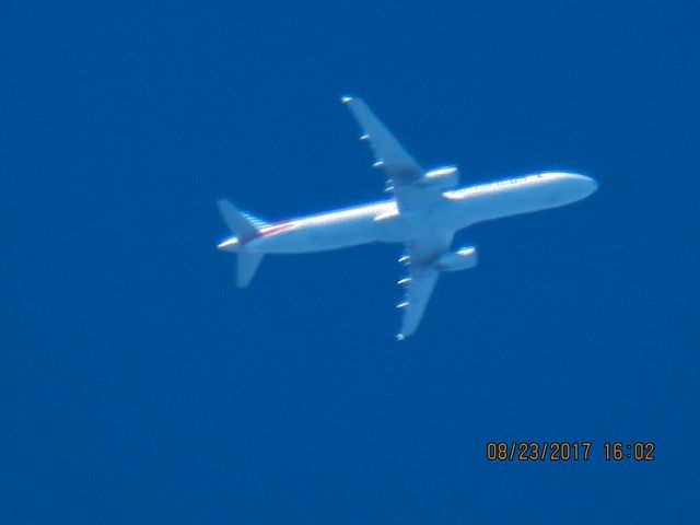 Airbus A321 (N558UW)