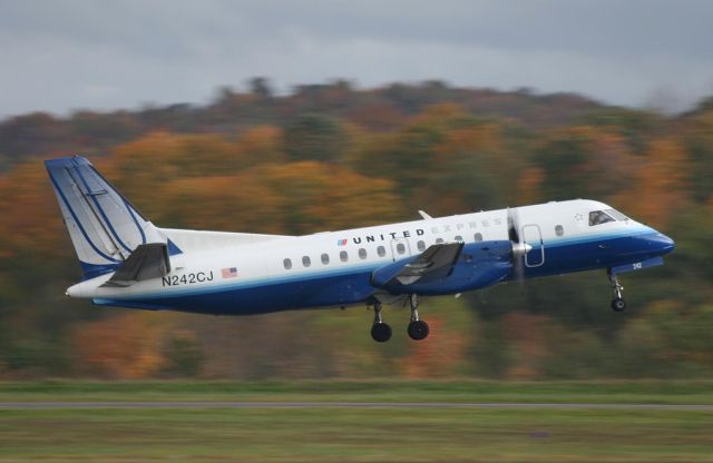 Saab 340 (N242CJ)