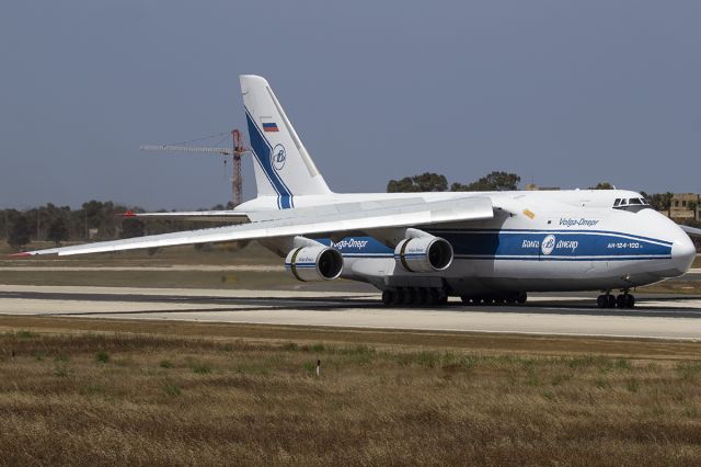 Antonov An-124 Ruslan (RA-82044)