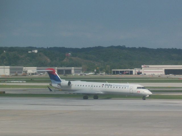 Canadair Regional Jet CRJ-900 (N376CA) - August 7,2011.