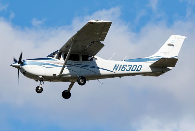 CESSNA T182 Turbo Skylane (N163DD)