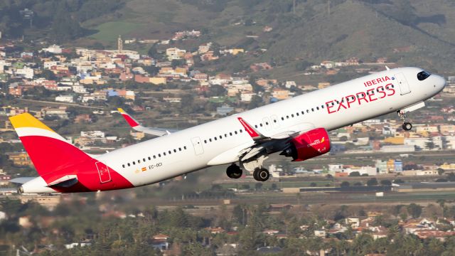 Airbus A321 (EC-OCI) - Tenerife Norte - Los Rodeos (TFN / GCXO) - Spainbr /br /Photo taken: January 31, 2024br /br /Operator: Iberia Expressbr /Type: Airbus A321-251NXbr /Registration: EC-OCIbr /Serial: 11537