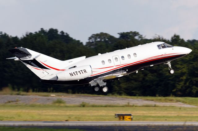 Hawker 800 (N171TR)