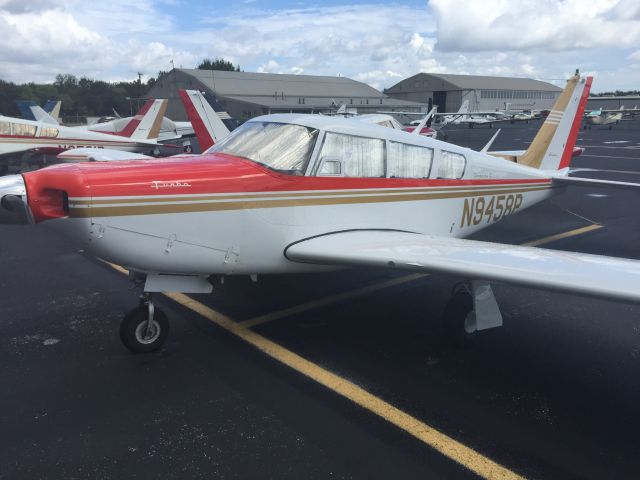 Piper PA-24 Comanche (N9458P)