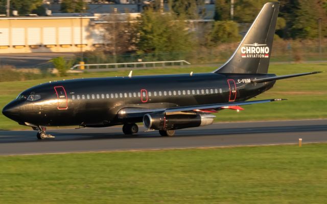 Boeing 737-200 (C-FBIM) - Chrono Aviation Boeing 737-200 blasting off runway 1 on a weird charter flight for Syracuse.