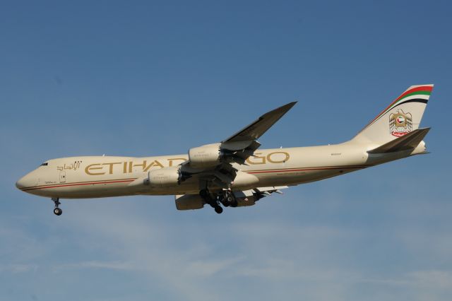 N855GT — - Atlas Air Operating Etihad Cargo Boeing 747-8F.Captured today, 09-30-13. Landed Runway 28.