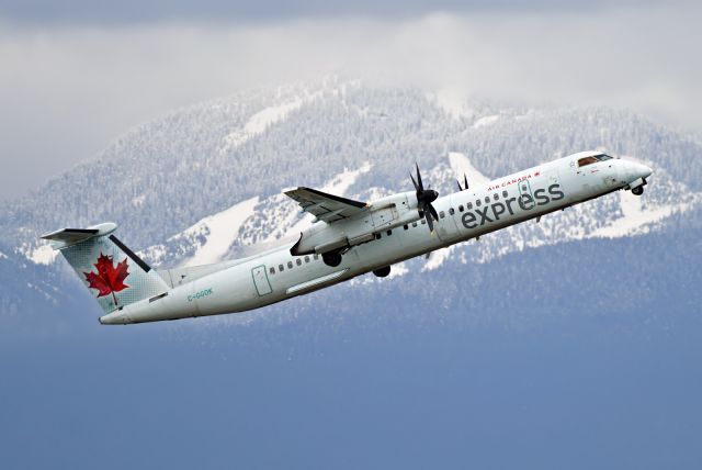 de Havilland Dash 8-400 (C-GGOK)