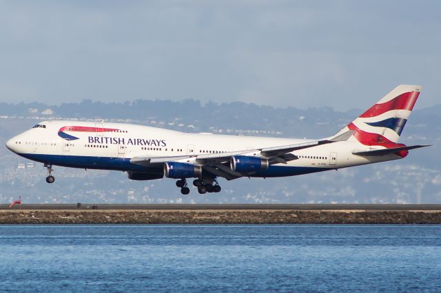 Boeing 747-400 (G-CIVH)