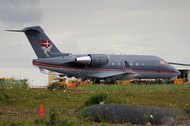 Canadair Challenger (C168) - RDAF CL601 on the (military) ramp at Keflavik