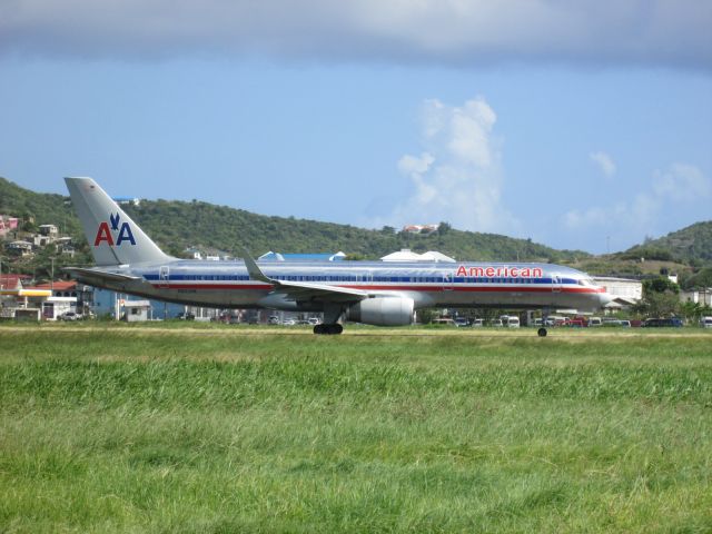 Boeing 757-200 (N621AM)