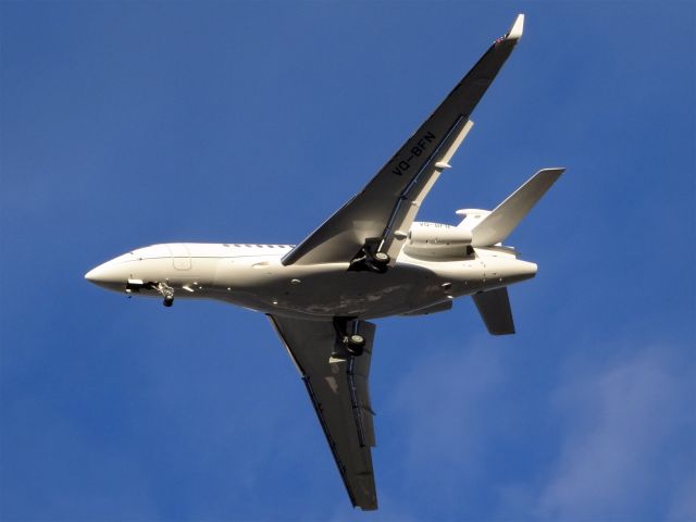 Dassault Falcon 7X (VQ-BFN) - 20150222-171547.jpg