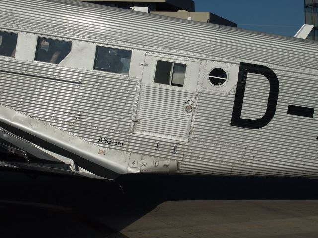 JUNKERS Ju-52/3m (D-CDLH)