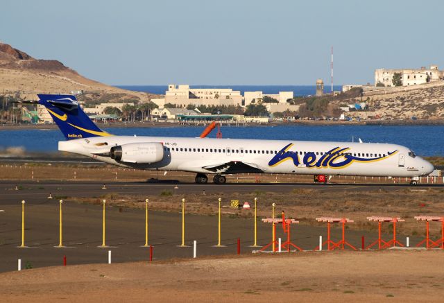 McDonnell Douglas MD-90 (HB-JID)