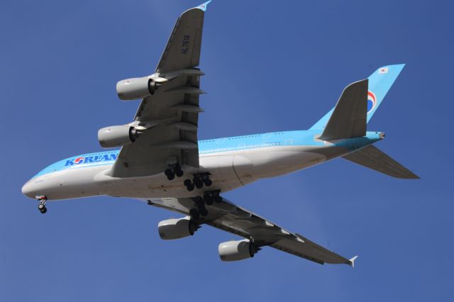 Airbus A380-800 (HL7619)