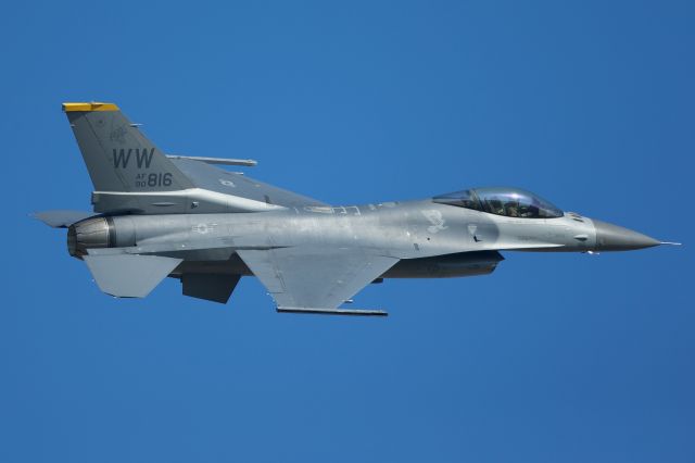 Lockheed F-16 Fighting Falcon (90-0816) - USAF PACAF 5AF 35FW 14FS F-16CJ