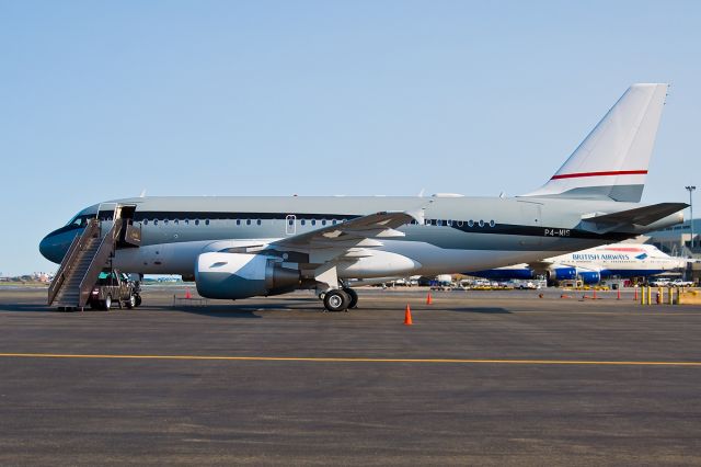 Airbus A319 (P4-MIS) - Looks like P4-MES Roman Abromovich bandit 767 & LX-MES his Falcon7X !