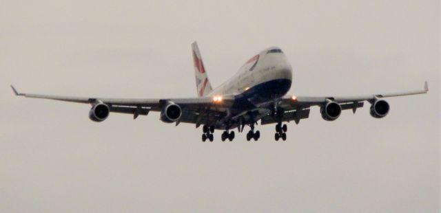 Boeing 747-400 (G-CIVE)