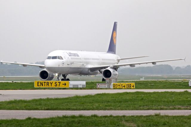 Airbus A321 (D-AIRX)
