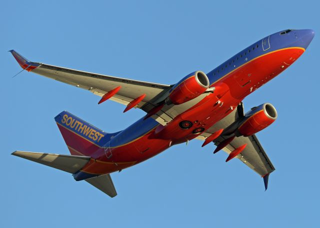 Boeing 737-700 (N267WN)