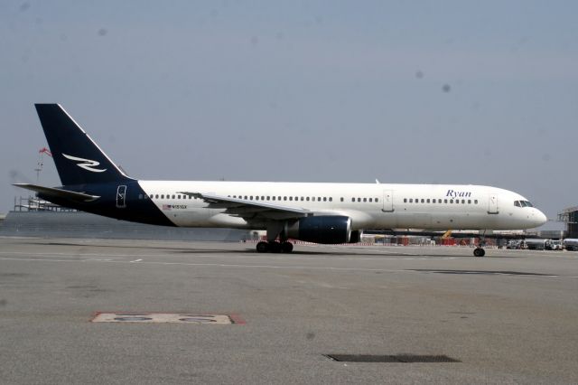 Boeing 757-200 (N151GX) - Operating a flight for Air Jamaica