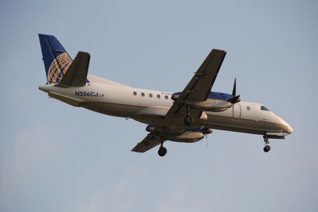 Saab 340 (N356CJ) - 5/20/2012: My first time seeing a Continental Express Saab 340B (N356CJ) landing at Bush Airport. 