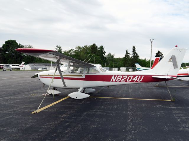 Cessna Skyhawk (N8204U)