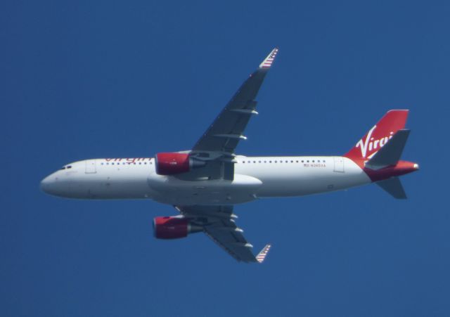 Airbus A320 (N365VA) - Shown here is an Virgin America Airbus A320 a few minutes until arrival in the Summer of 2016.