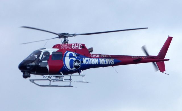 Eurocopter AS-350 AStar (N606HD) - Shown here making a low pass is a local ABC TV affiliate Eurocopter AS-350 in the Autumn of 2017.