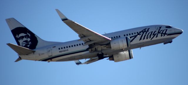 Boeing 737-700 (N648AS) - Depatrure from 30R, Shot from Terminal A Garage roof top