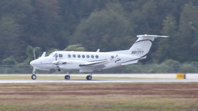 Beechcraft Super King Air 350 (N817TT) - This wonderful King Air had just landed from KSGR. Funnily enough, this aircraft actually cut off a Freight Runners Express Saab 2000 transporting the Auburn Soccer team, causing it to go around.