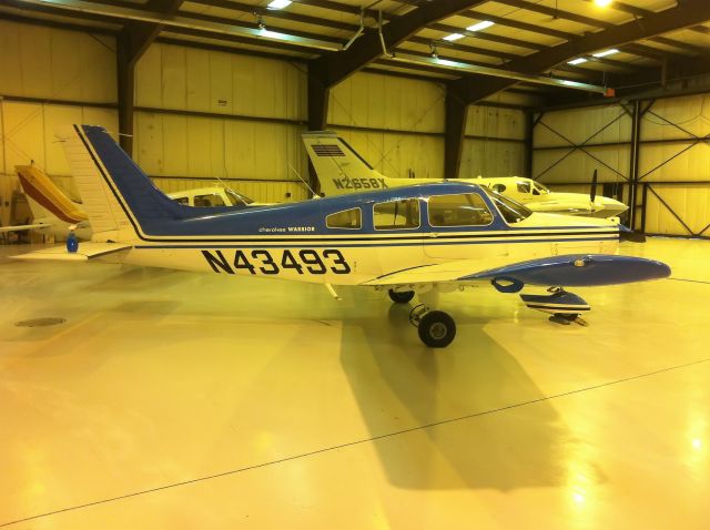 Piper Cherokee (N43493)
