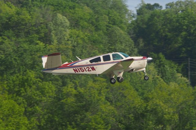 Beechcraft 35 Bonanza (N1412W)