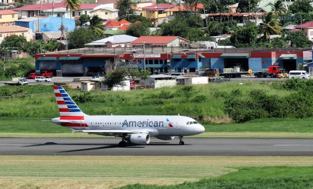 Airbus A319 (N723UW)