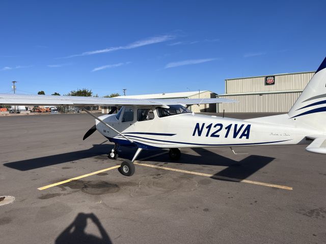North American Rockwell 100 Darter Commander (N121VA)