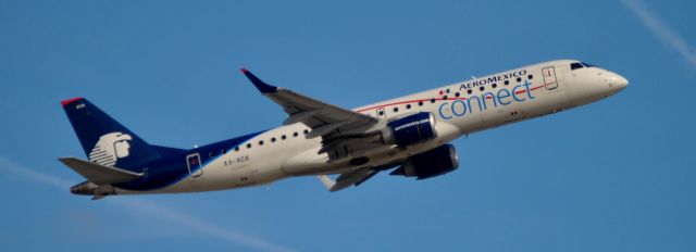 Embraer 170/175 (XA-ACK)