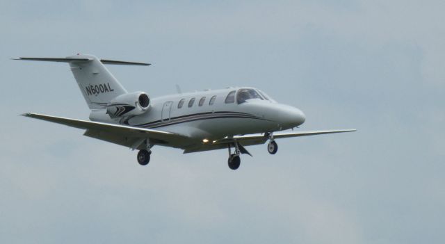 Cessna Citation CJ1 (N600AL) - On final is this 2000 Cessna Citation 525 in the Summer of 2020.