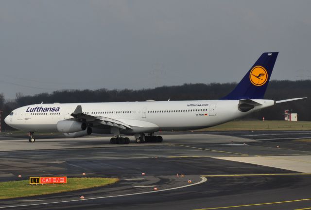 Airbus A340-300 (D-AIGW) - Lining up for takeoff