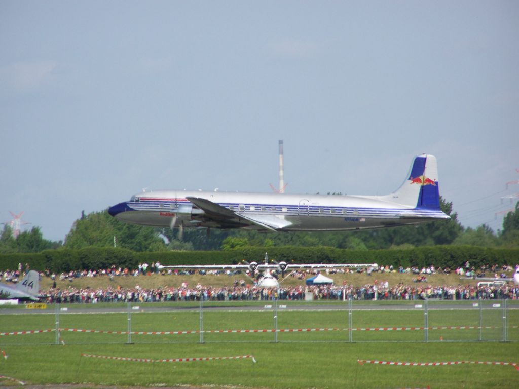 Douglas DC-6 (N996DM) - 100 years Airport Bremen