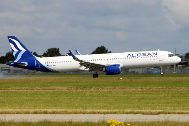 Airbus A321neo (SX-NAD) - Touching down on rwy 09L on 28-Aug-21 operating flight AEE600 from LGAV.