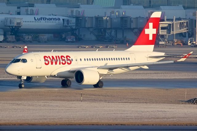 Airbus A220-100 (HB-JBI)